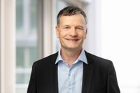 Dierks+Company verstärkt Partnerschaft mit Pharmarechts-Experte Dr. Steffen Schröder von Bayer