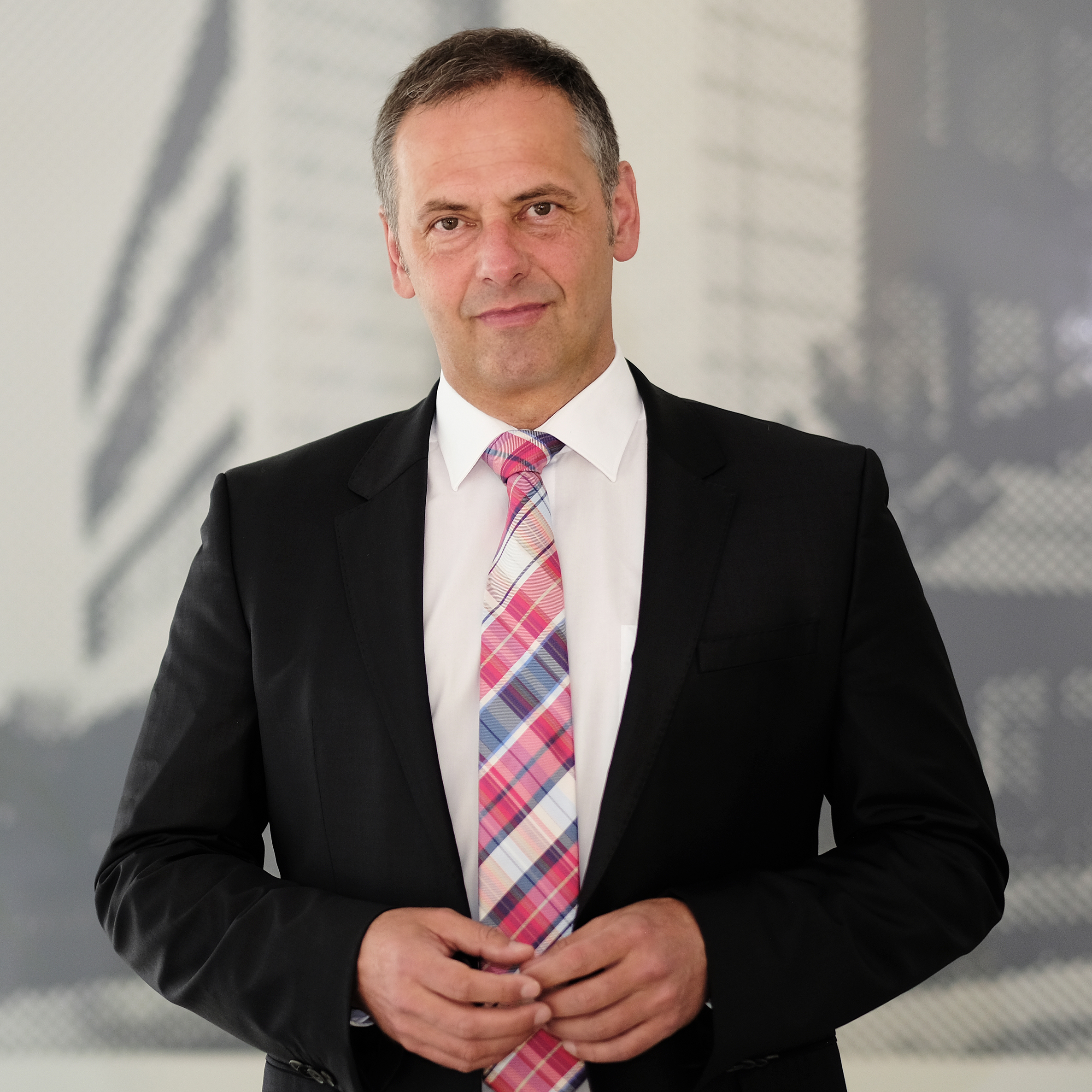 Lothar Helger ist Head of Executive Search bei Ashfield 