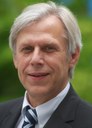 Prof. Edmund Neugebauer führt Deutsches Netzwerk Versorgungsforschung weitere zwei Jahre